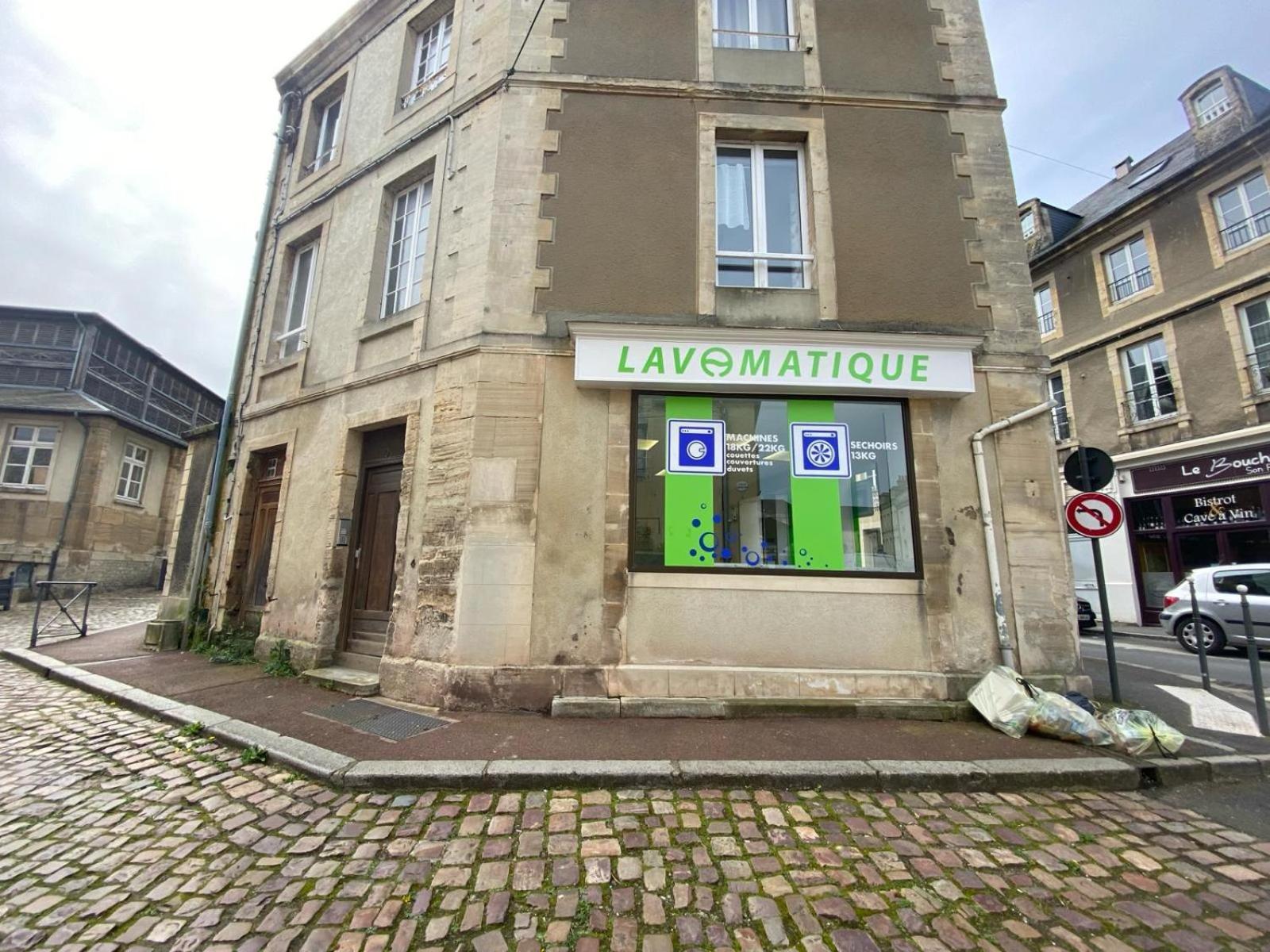 Les Combles De L Aure Grand Studio Cosy Confortable Classe 3 Etoiles Centre Bayeux 2 Mn A Pied Cathedrale Proche Plages Du Debarquement エクステリア 写真
