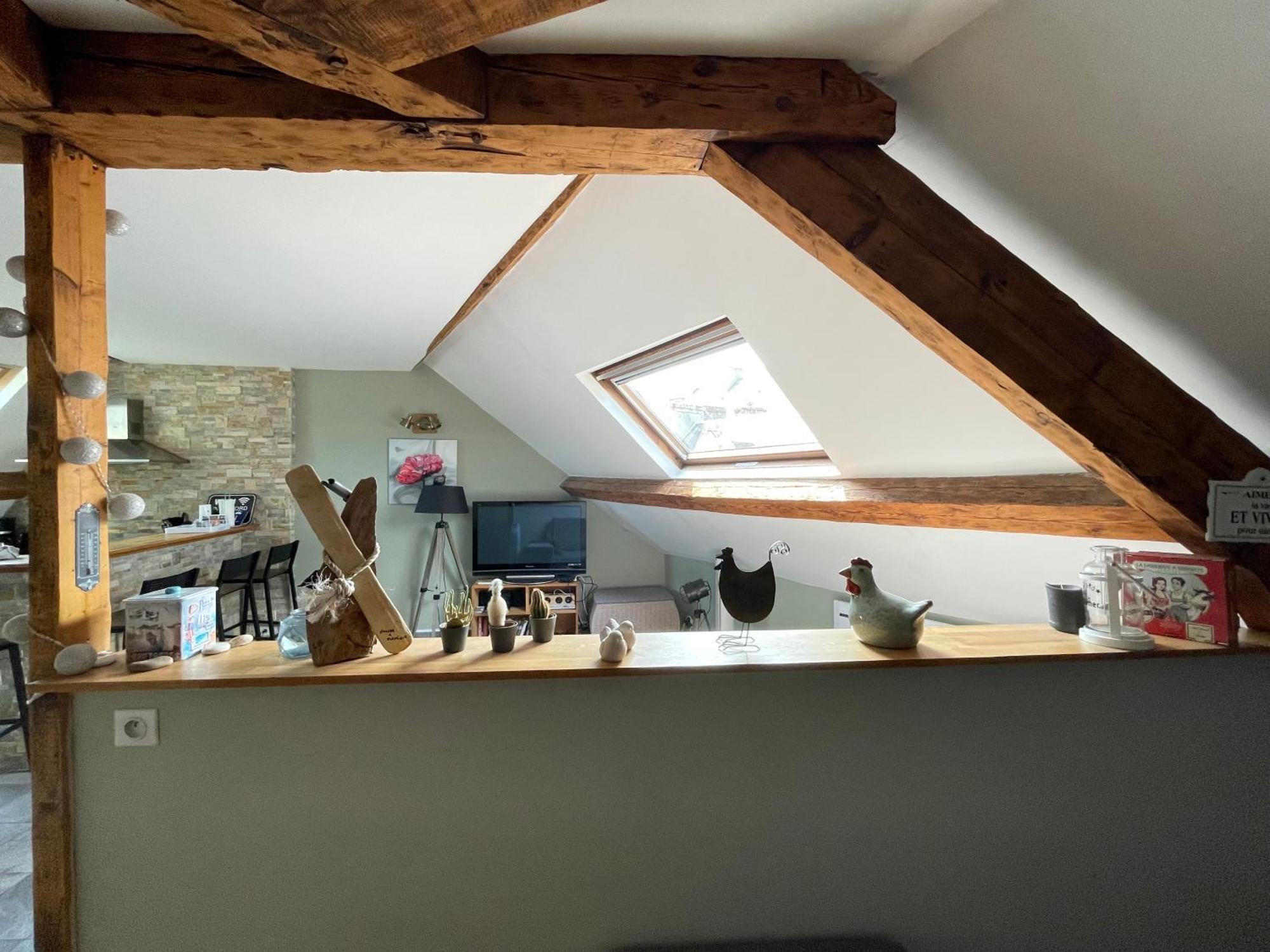 Les Combles De L Aure Grand Studio Cosy Confortable Classe 3 Etoiles Centre Bayeux 2 Mn A Pied Cathedrale Proche Plages Du Debarquement エクステリア 写真